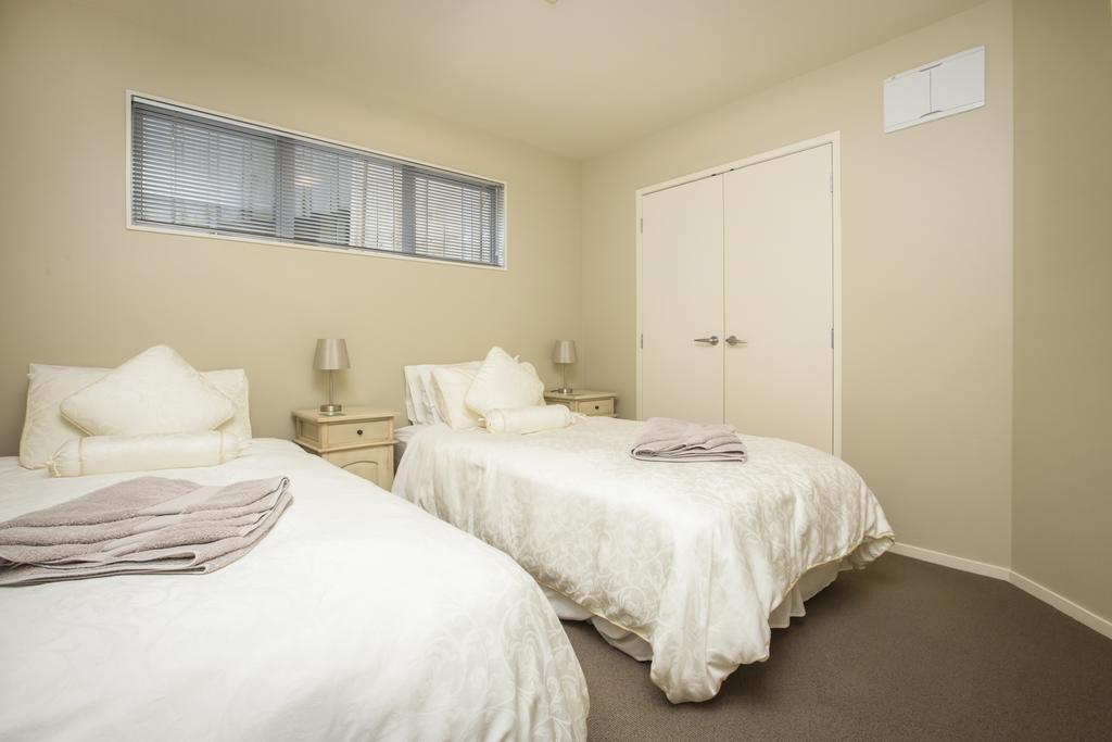Tahi Lodge - Matakana Coast Bed & Breakfast 5*