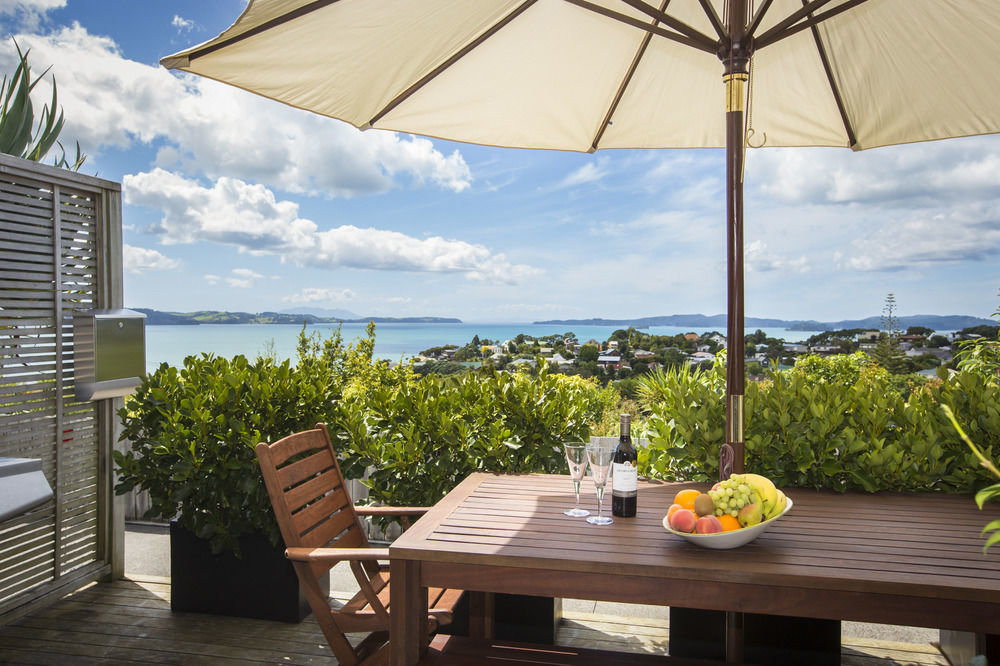 Tahi Lodge - Matakana Coast Bed & Breakfast 5*